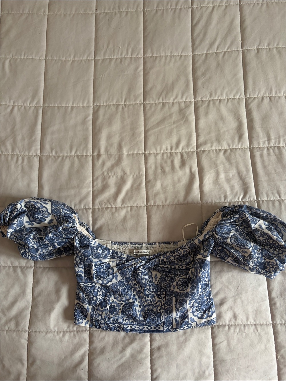 Abercrombie & Fitch Blue and White Floral Off-Shoulder Crop Top